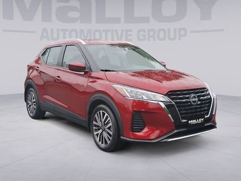 Used 2023 Nissan Kicks SV FWD image 7