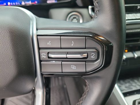 Used 2024 Chevrolet Colorado LT w/ LT Convenience Package RWD image 20