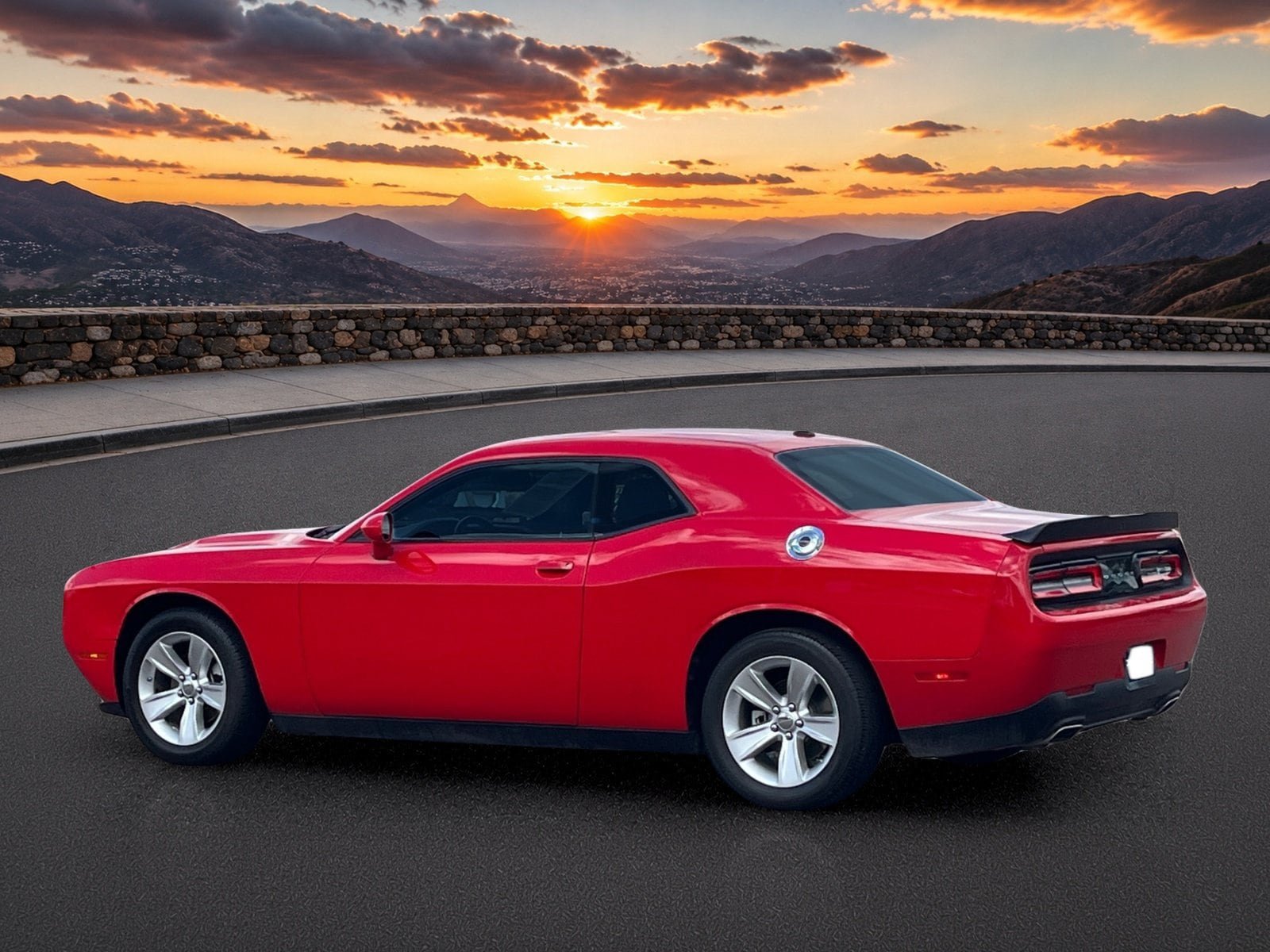 Used 2023 Dodge Challenger SXT RWD image 4