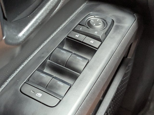 Used 2025 Toyota Tacoma SR RWD image 22