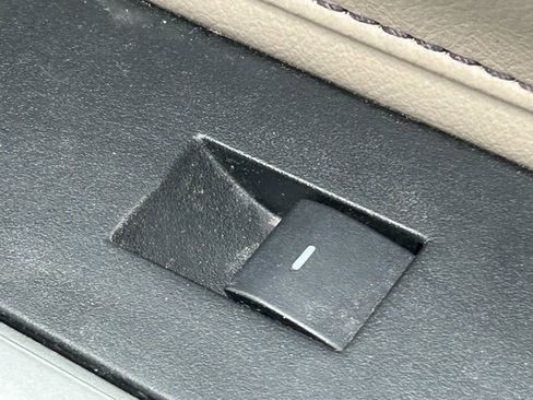 Used 2013 Ford Edge Limited image 33