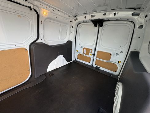 Used 2020 Ford Transit Connect XL FWD image 18