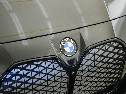 New 2026 BMW i4 xDrive40i w/ M Sport Package AWD/4WD image 8