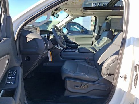 New 2026 Ford Expedition Max Active image 6