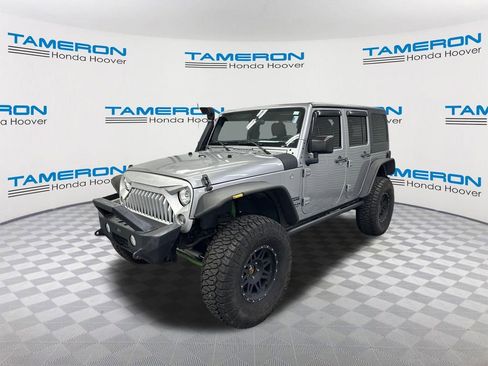 Used 2017 Jeep Wrangler Unlimited Sport w/ Connectivity Group AWD/4WD image 1