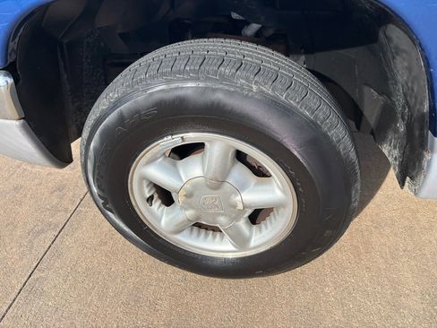 Used 1997 Dodge Dakota SLT image 11