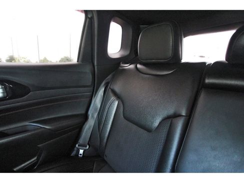 Used 2024 Jeep Compass Trailhawk AWD/4WD image 14