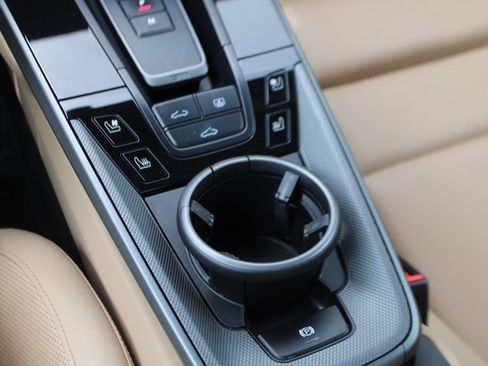 Used 2020 Porsche 911 Carrera S image 27