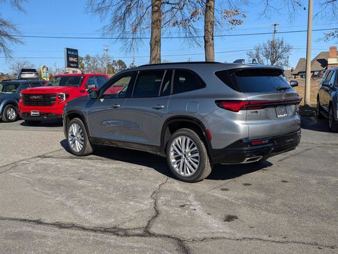 New 2025 Buick Enclave Sport Touring w/ Power Package image 5