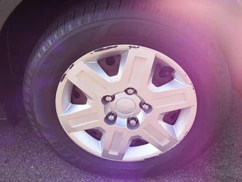 Used 2012 Dodge Grand Caravan American Value Package FWD image 37