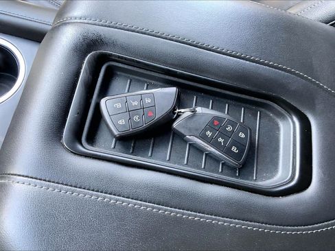 Used 2024 Chevrolet Tahoe Z71 AWD/4WD image 15