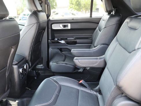 Used 2022 Ford Explorer ST w/ Equipment Group 401A AWD/4WD image 16