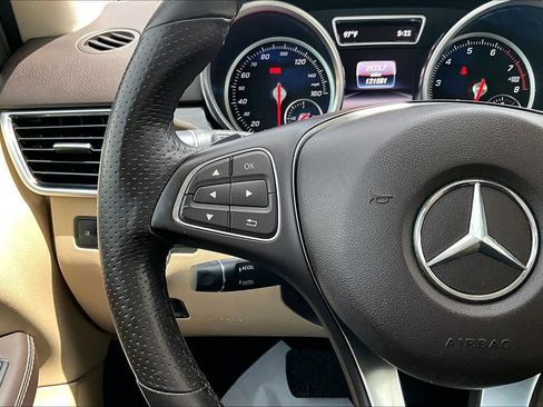Certified 2017 Mercedes-Benz GLE 350 image 24