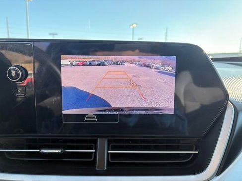 Used 2024 Chevrolet Trax LS image 13