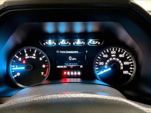 Used 2018 Ford F150 XLT w/ Equipment Group 302A Luxury image 14