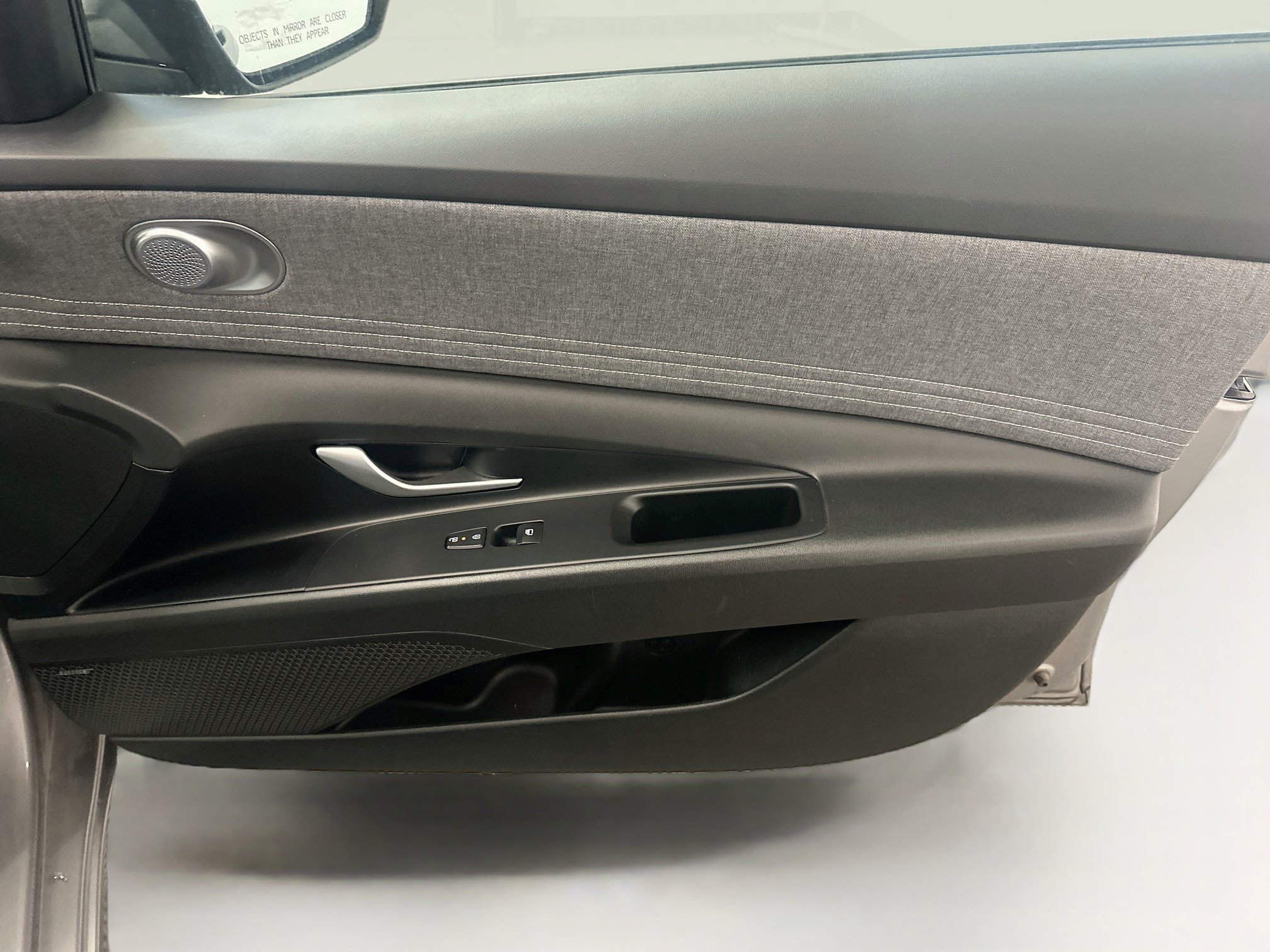 Used 2024 Hyundai Elantra Limited FWD image 34