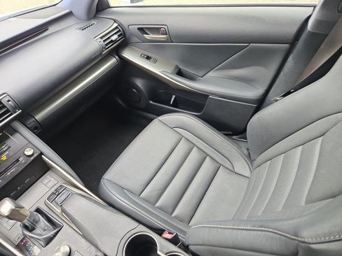 Used 2018 Lexus IS 300 IS 300 RWD image 17