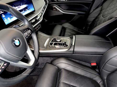 Used 2024 BMW X5 xDrive40i w/ Premium Package AWD/4WD image 19