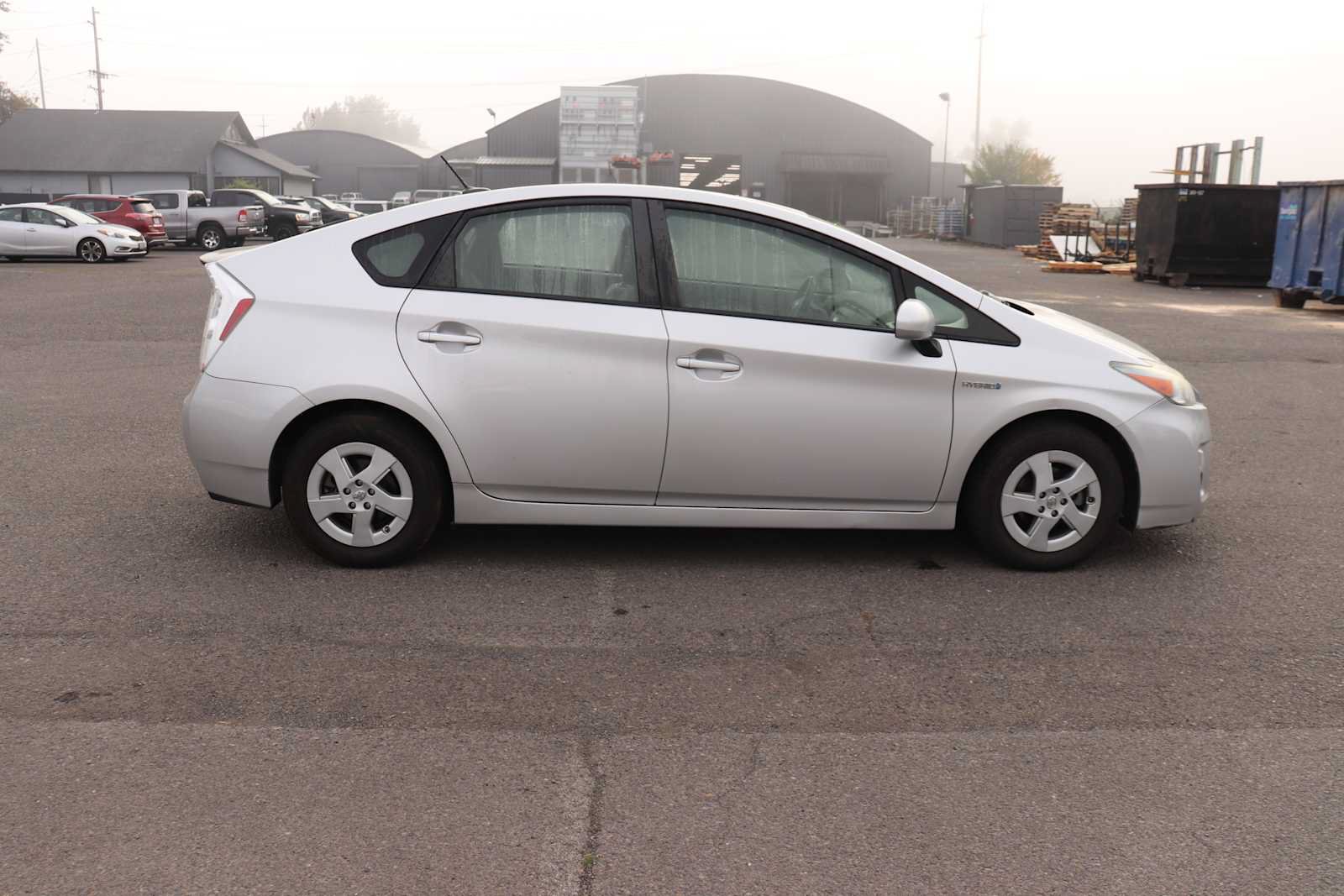 Used 2010 Toyota Prius Two w/ Preferred Accessory Pkg FWD image 4
