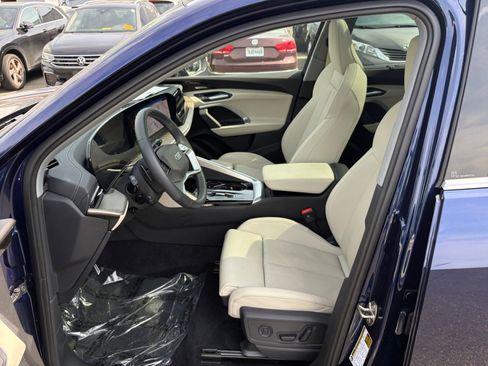 Used 2025 Audi Q5 Prestige AWD/4WD image 30