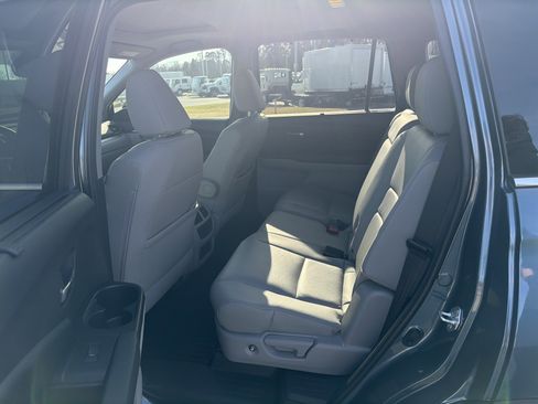 Used 2022 Honda Pilot EX-L image 32