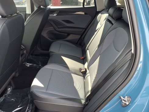 New 2026 Volkswagen Tiguan SE AWD/4WD image 12