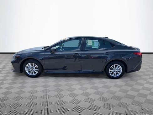 Used 2025 Toyota Camry LE FWD image 4