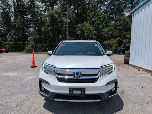 Used 2021 Honda Pilot Touring image 3