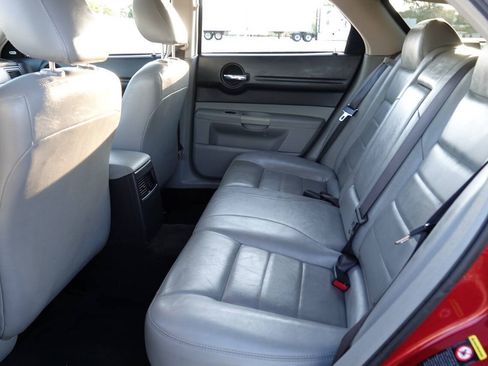 Used 2006 Dodge Magnum R/T w/ Convenience Group II RWD image 58