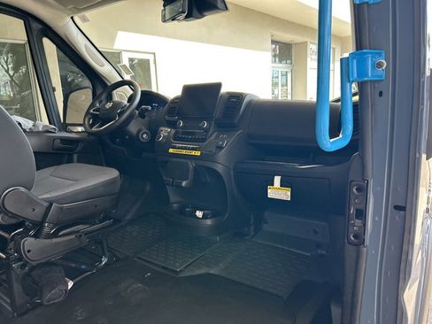 Used 2024 RAM ProMaster 3500 image 22