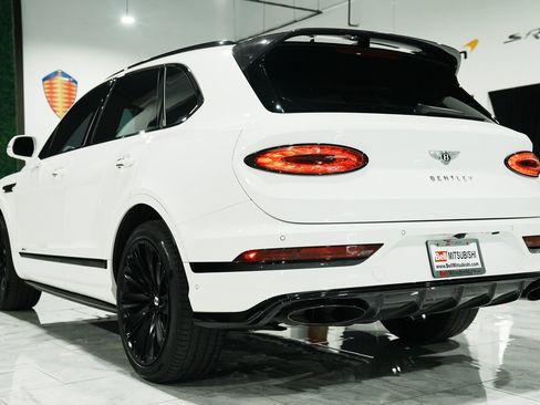 Used 2022 Bentley Bentayga Speed image 7