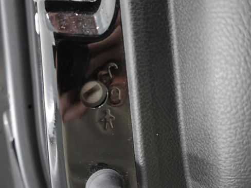 Used 2022 RAM 1500 Big Horn AWD/4WD image 34