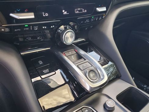 Used 2024 Acura MDX FWD w/ Technology Package image 33