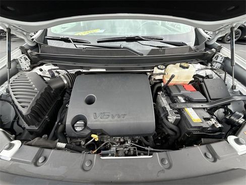 Certified 2020 Chevrolet Traverse Premier w/ Redline Edition image 31