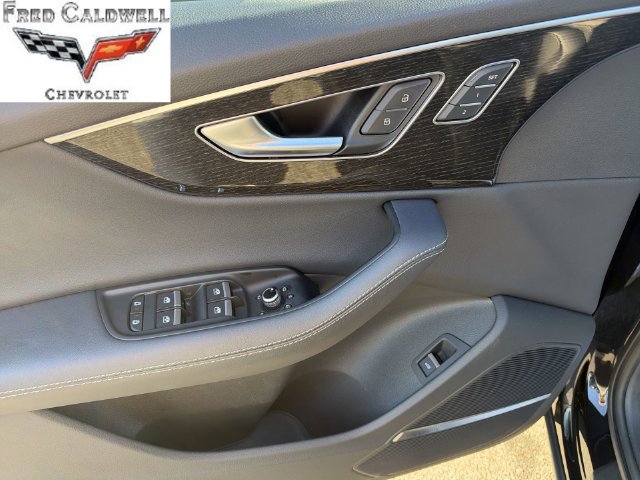 Used 2025 Audi Q7 3.0T Premium Plus AWD/4WD image 29