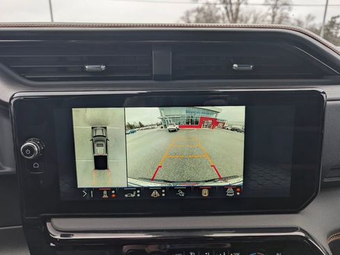 Certified 2025 GMC Sierra 1500 AT4 w/ Technology Package image 22