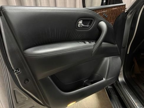 Used 2020 Nissan Armada Platinum w/ Captain's Chairs Package RWD image 15