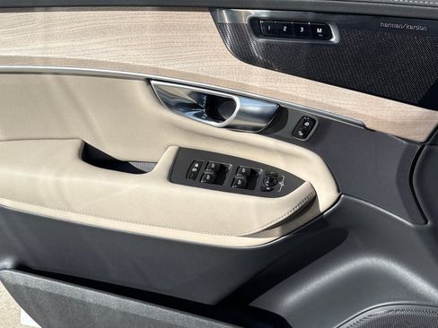 New 2026 Volvo XC90 B6 Ultra w/ Protection Package image 25