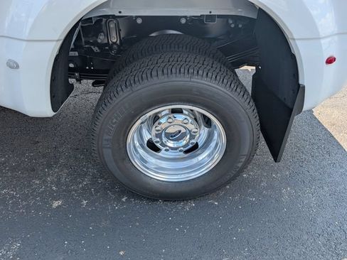 New 2026 Ford F350 Lariat w/ Chrome Package AWD/4WD image 25
