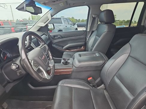 Used 2018 GMC Yukon XL SLT w/ Open Road Package AWD/4WD image 22