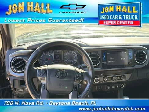 Used 2019 Toyota Tacoma TRD Sport image 24