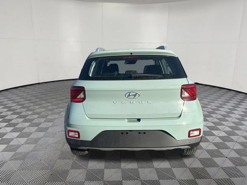 Certified 2026 Hyundai Venue SEL FWD image 10
