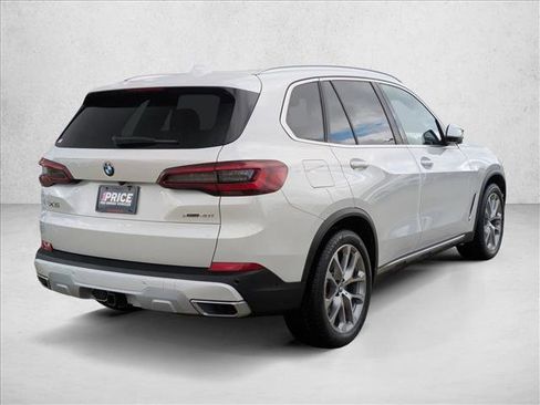 Used 2022 BMW X5 xDrive40i image 5