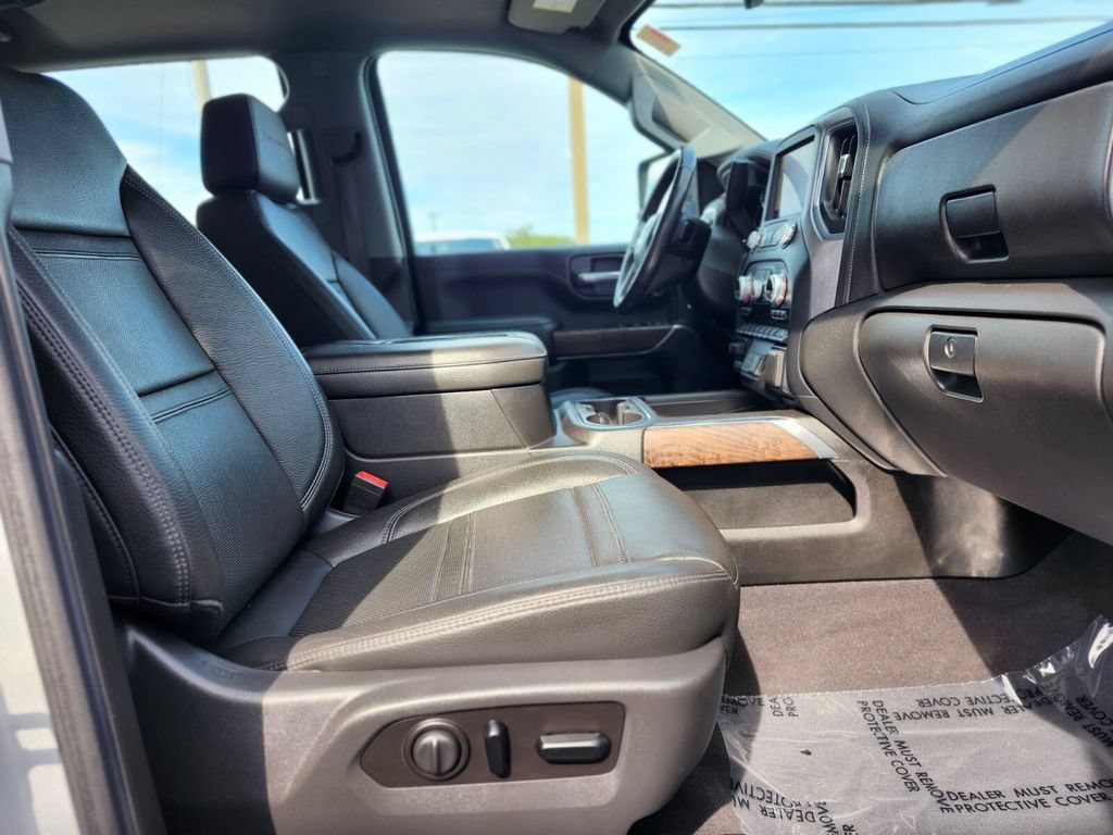 Used 2020 GMC Sierra 3500 Denali w/ Denali Ultimate Package AWD/4WD image 9