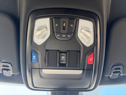New 2027 RAM 1500 4x4 Crew Cab image 32