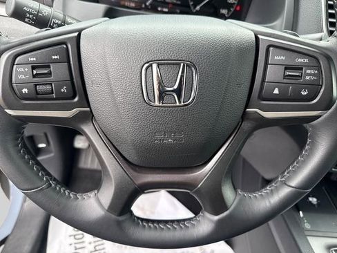 Certified 2025 Honda Ridgeline Sport image 10