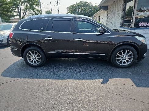 Used 2014 Buick Enclave Leather FWD image 2