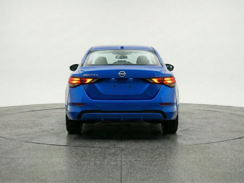 Used 2025 Nissan Sentra SV FWD image 7