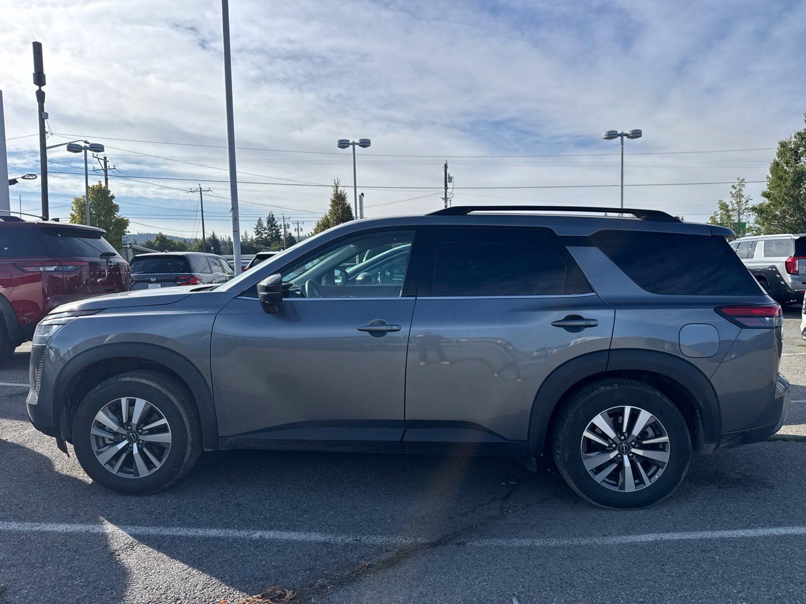 Certified 2026 Nissan Pathfinder SL AWD/4WD image 12