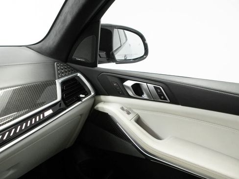 Used 2024 BMW X7 M60i w/ Climate Comfort Package AWD/4WD image 24